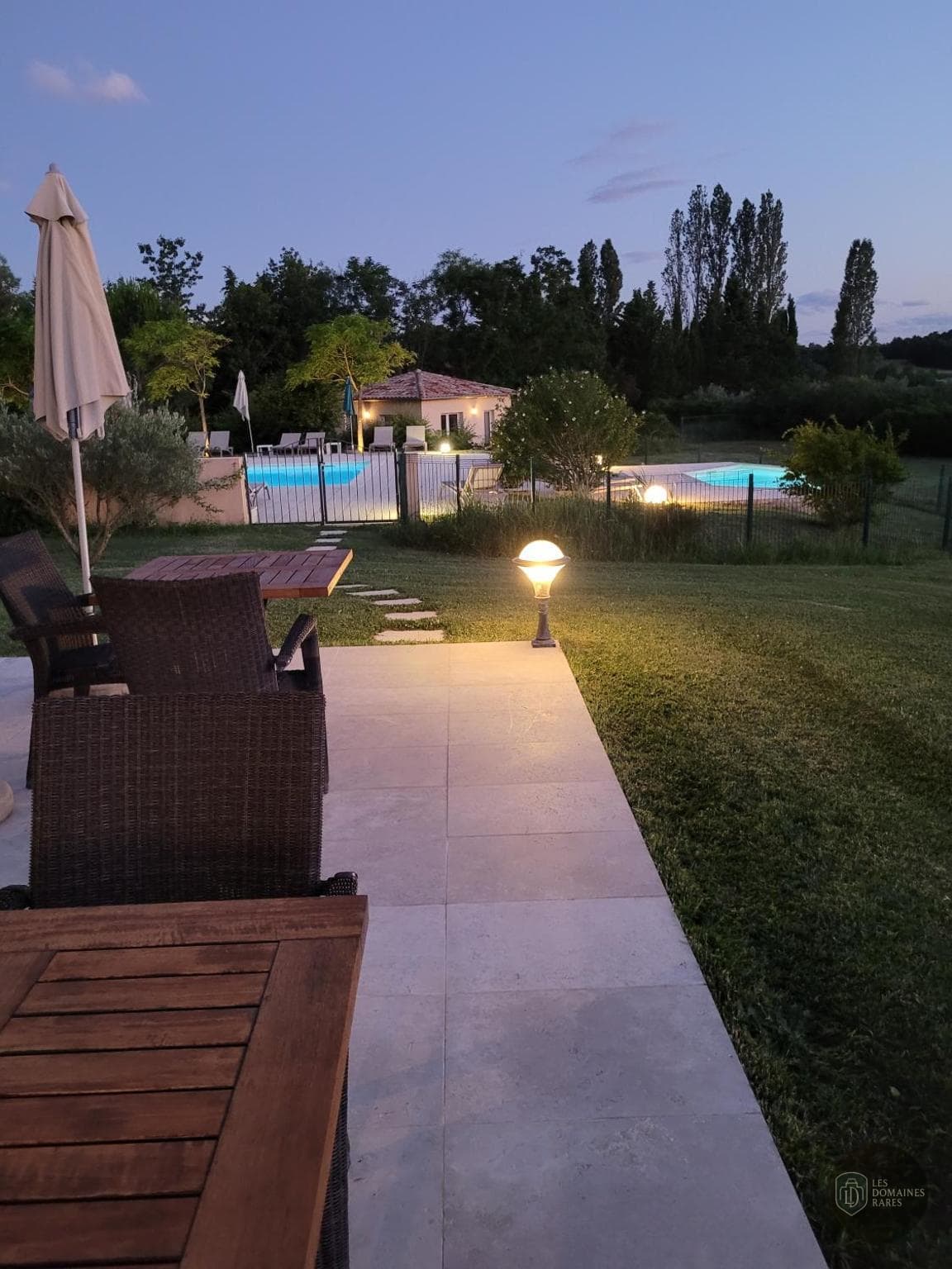 Vue extérieure de l'hôtel La Bastide d'Iris en Auvergne-Rhône-Alpes