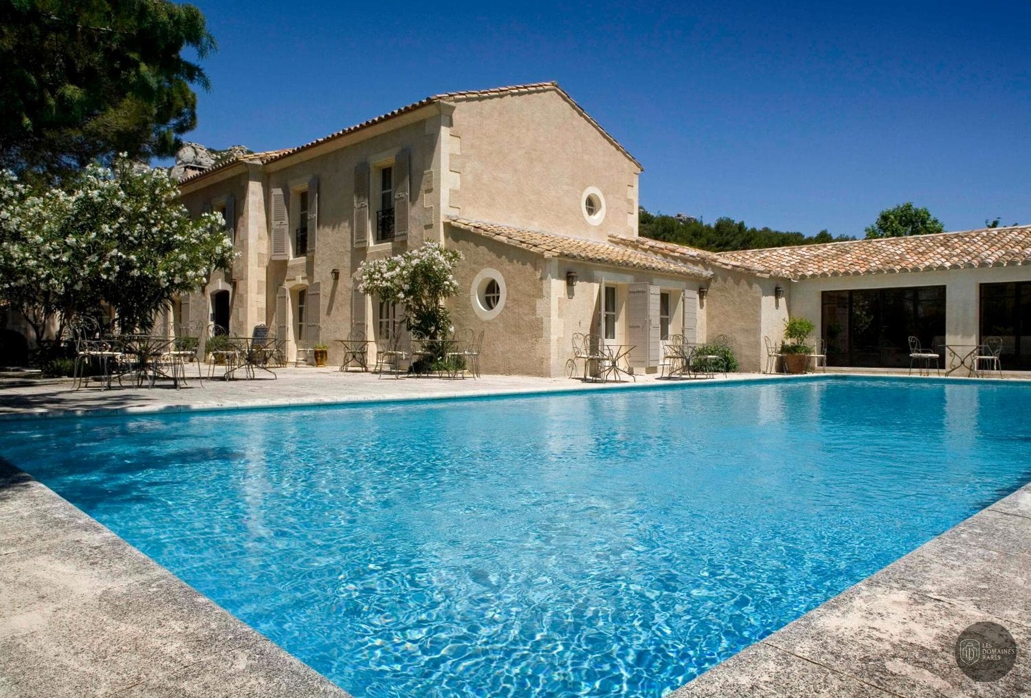 Piscine et activités de l'hôtel La Benvengudo à Les en Provence-Alpes-Côte d'Azur