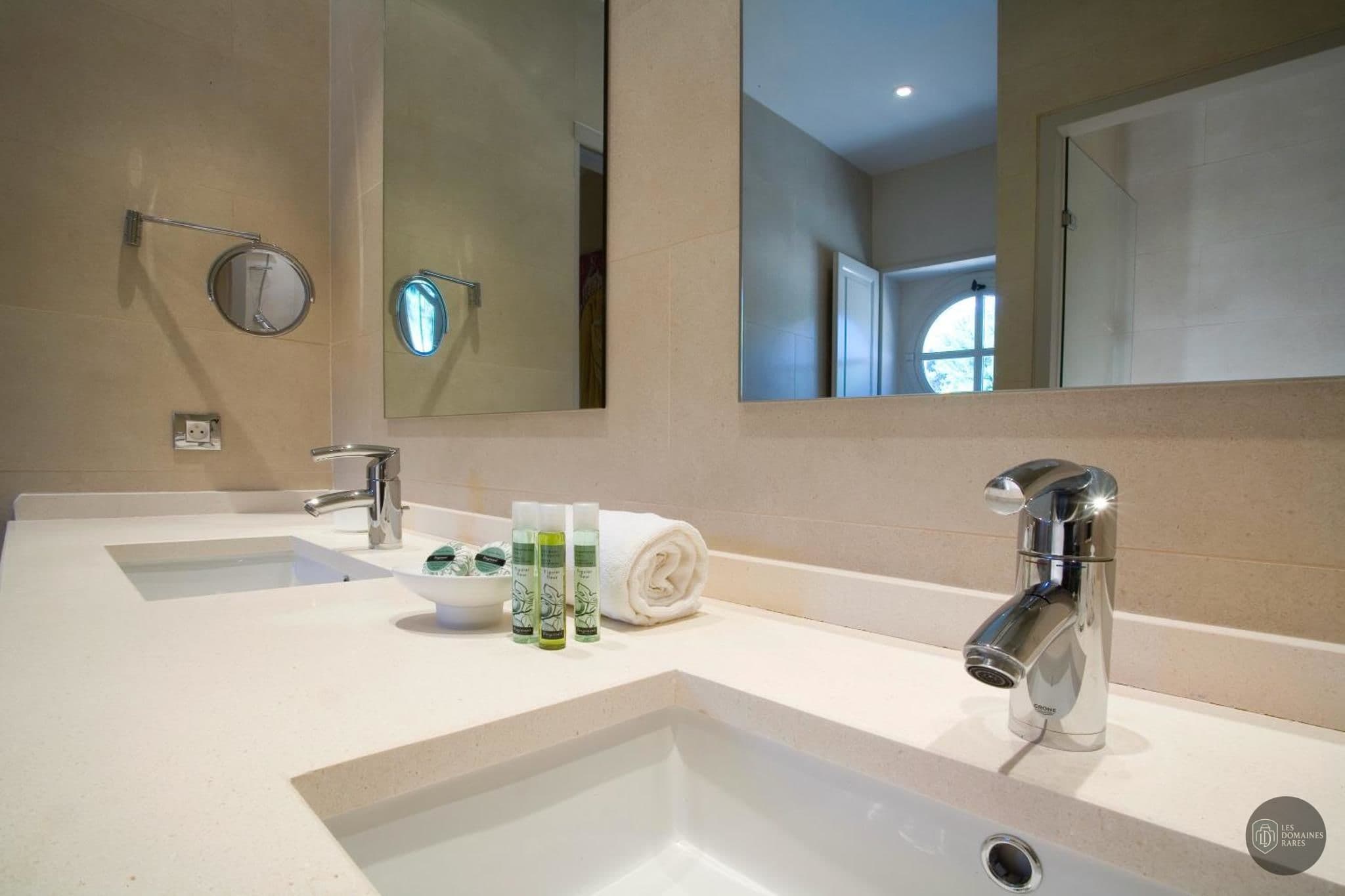 Salle de bain de l'hôtel La Benvengudo à Les en Provence-Alpes-Côte d'Azur