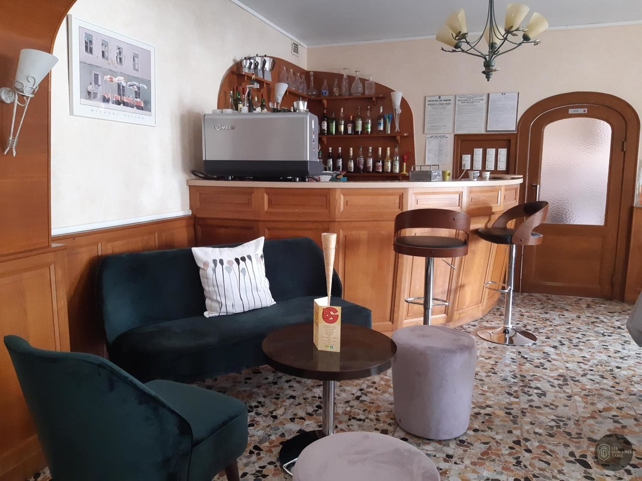 Espace intérieur de l'auberge La Bonne Auberge à Nouzerines en Nouvelle-Aquitaine