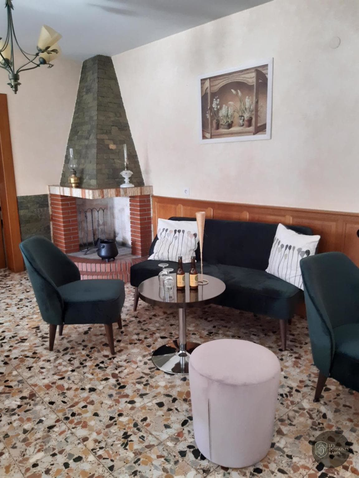 Espace intérieur de l'auberge La Bonne Auberge à Nouzerines en Nouvelle-Aquitaine