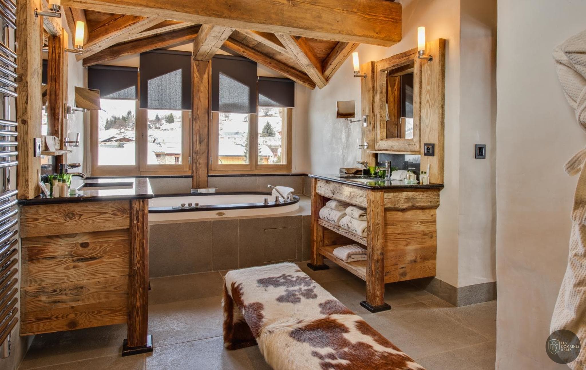 Vue extérieure de l'hôtel La Bouitte à Val en Auvergne-Rhône-Alpes
