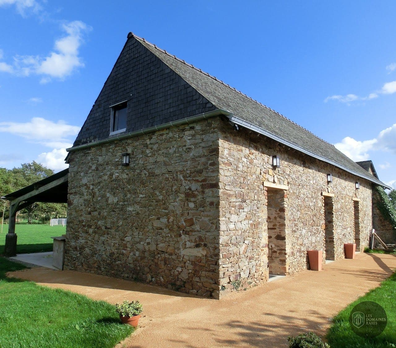 Vue extérieure du lieu La Brochellerie en Pays de la Loire