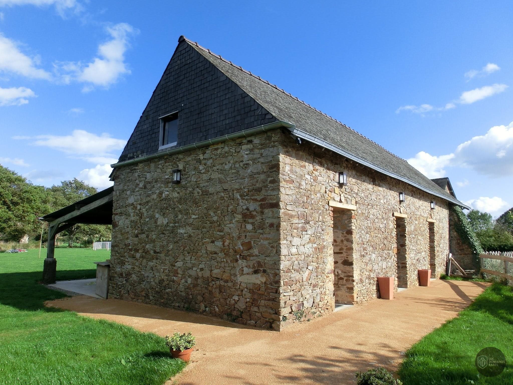 Vue extérieure du lieu La Brochellerie en Pays de la Loire