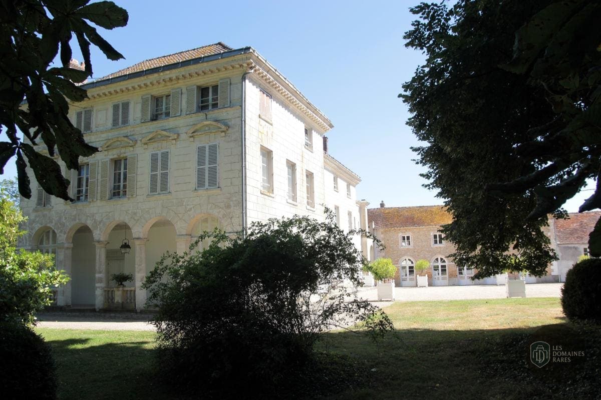 Vue extérieure du lieu La Chalotterie en Île-de-France