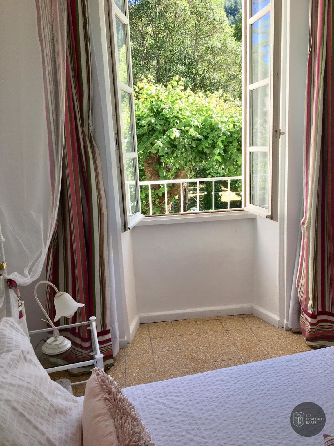 Chambre du gîte La Coconnière à Valleraugue en Occitanie - séminaire gard