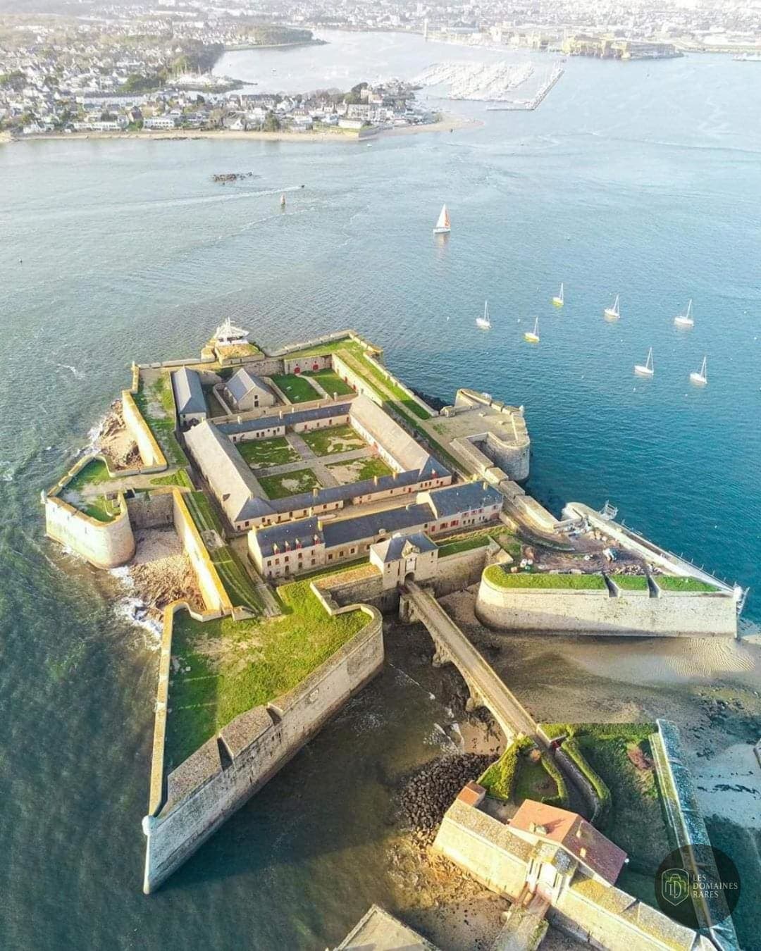 La Colloc Lorient — Extérieur