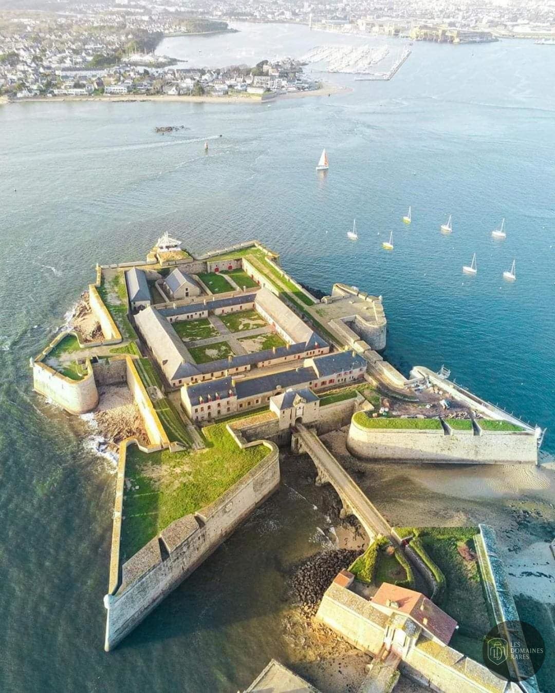 La Colloc Lorient — Extérieur