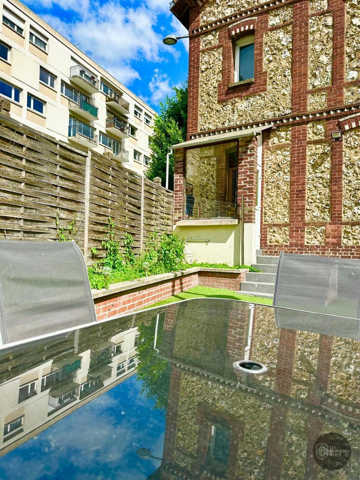 Piscine et activités du lieu La Coloc à Amiens en Hauts-de-France