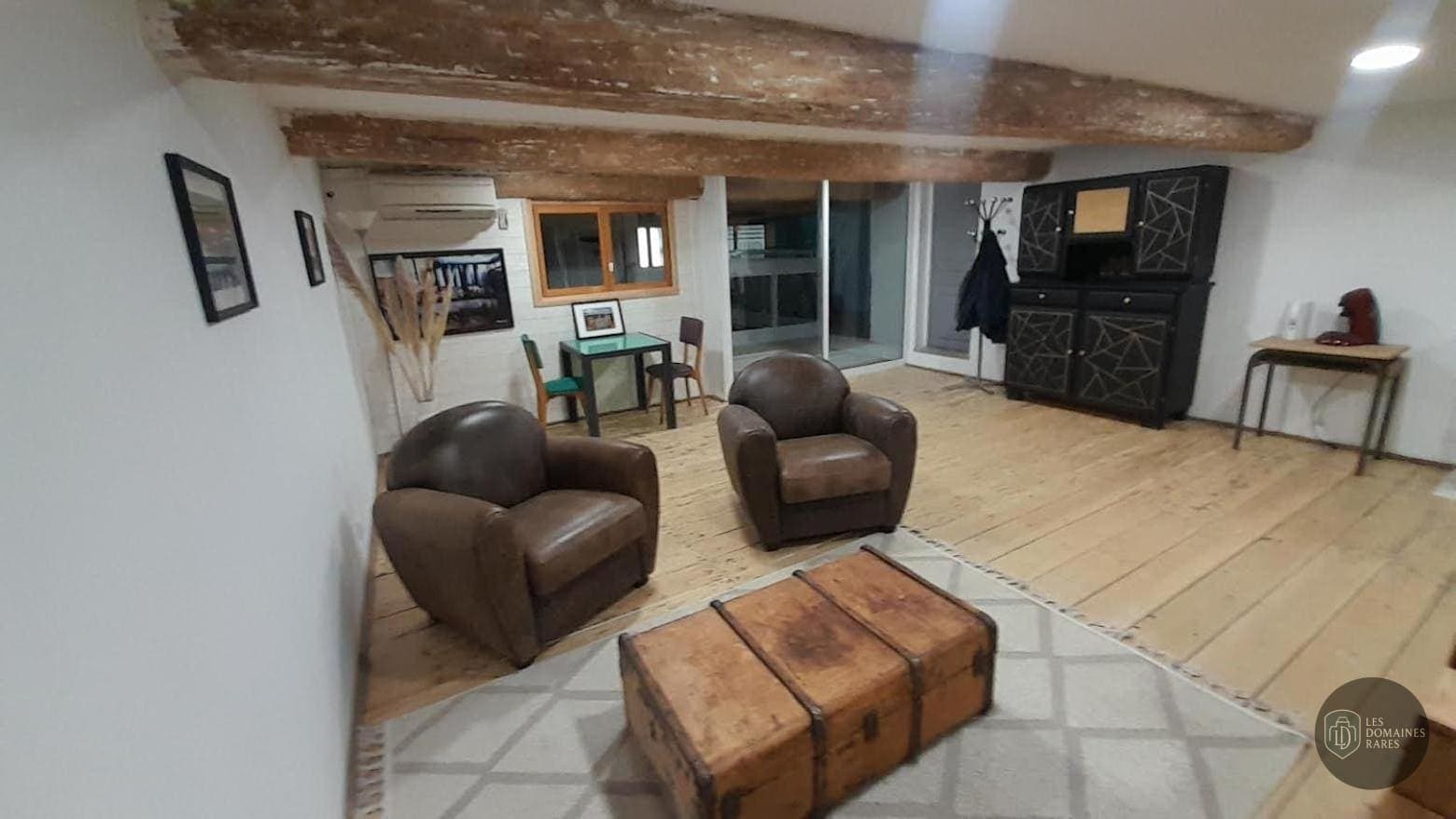 Espace intérieur du lieu La Commanderie à Dole en Bourgogne-Franche-Comté