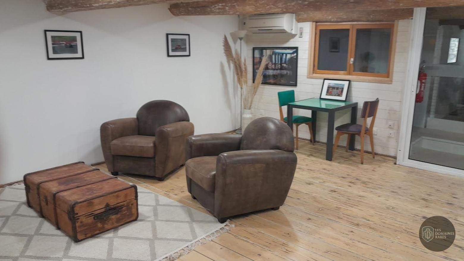 Espace intérieur du lieu La Commanderie à Dole en Bourgogne-Franche-Comté