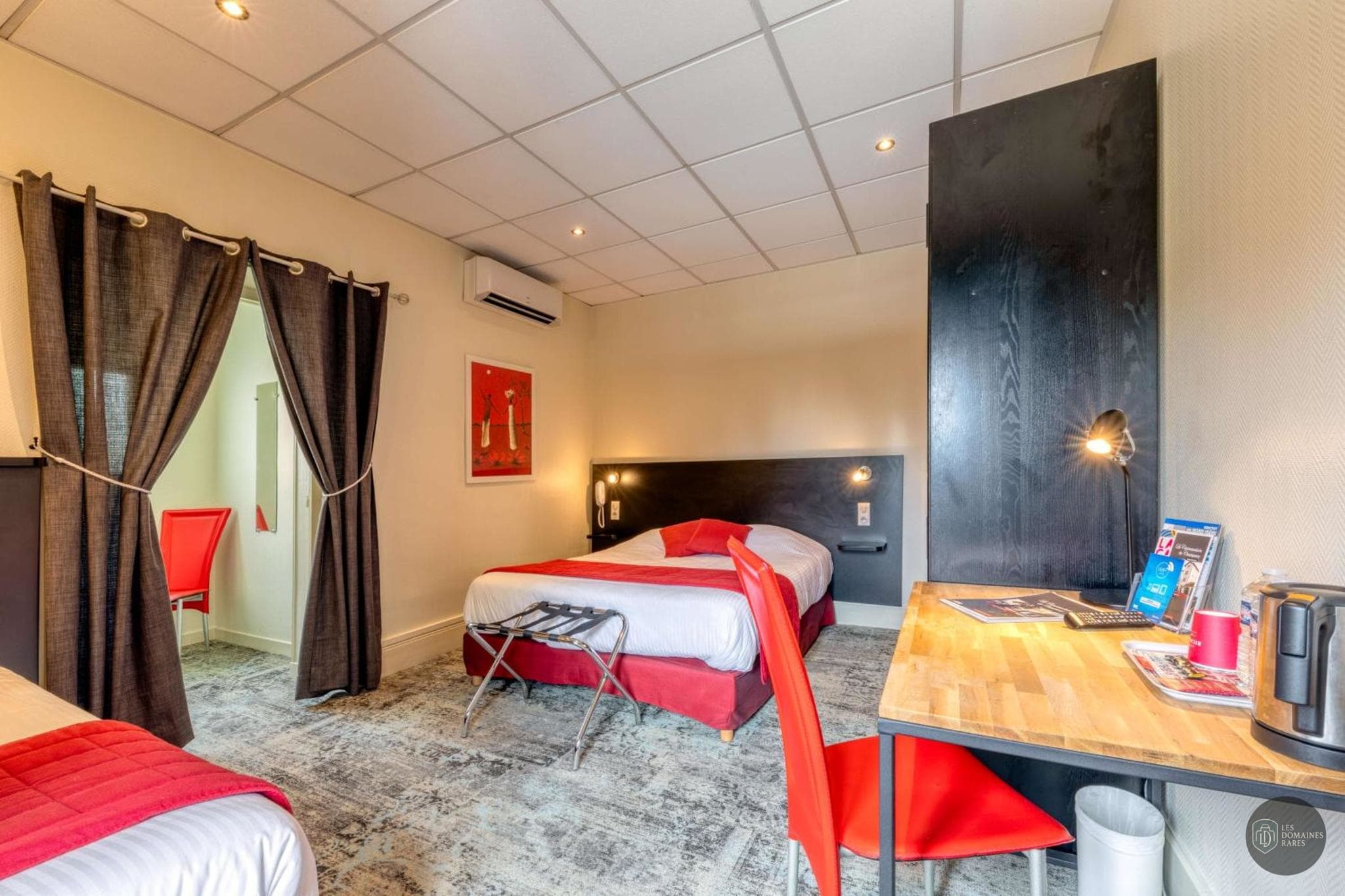 Chambre de l'hôtel La Commanderie Champarey en Auvergne-Rhône-Alpes