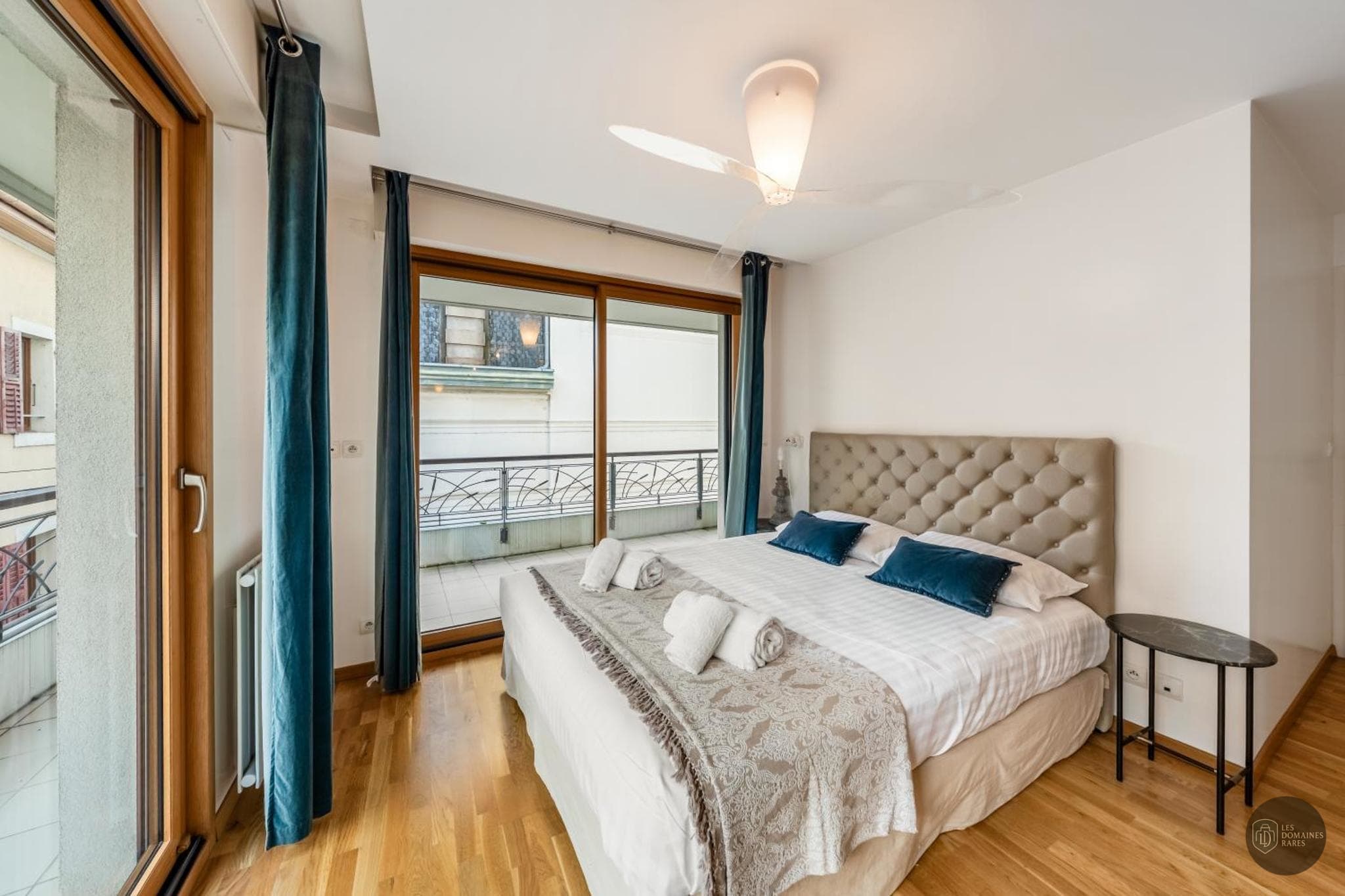 Chambre de l'hôtel La Coupole à Paris en Île-de-France - séminaire paris