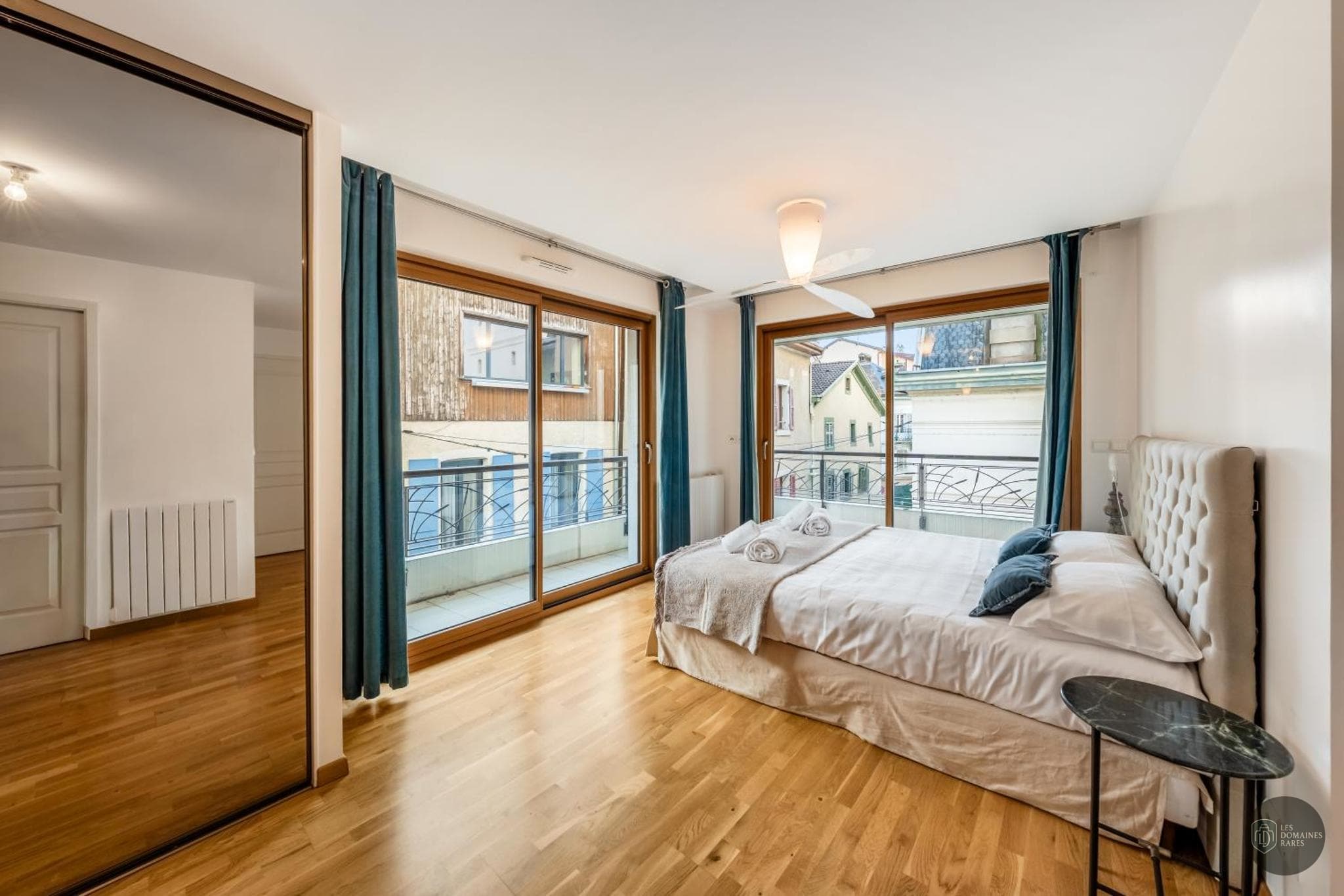 Chambre de l'hôtel La Coupole à Paris en Île-de-France