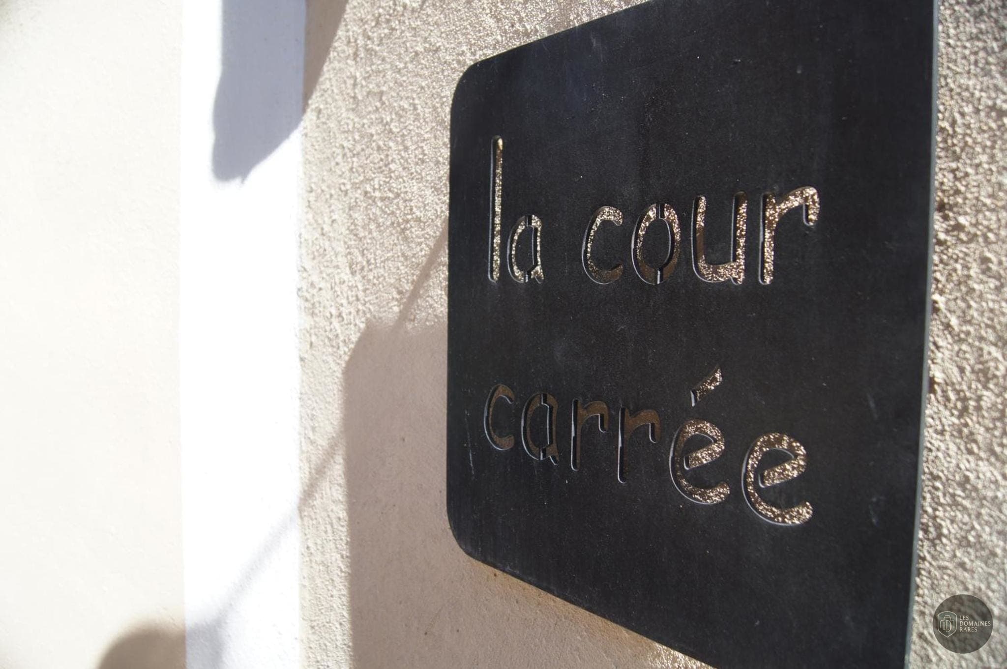 Vue extérieure du lieu La Cour Carrée à Eu en Normandie