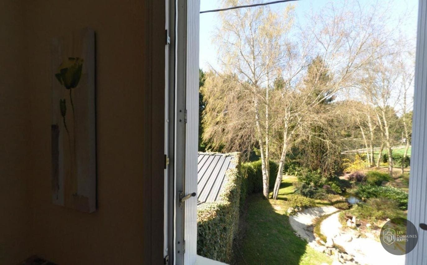 Vue extérieure du lieu La Croix Couverte à Mayenne en Pays de la Loire