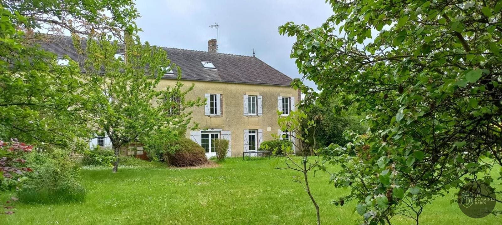 Vue extérieure du lieu La Demeure d'Othe en Bourgogne-Franche-Comté