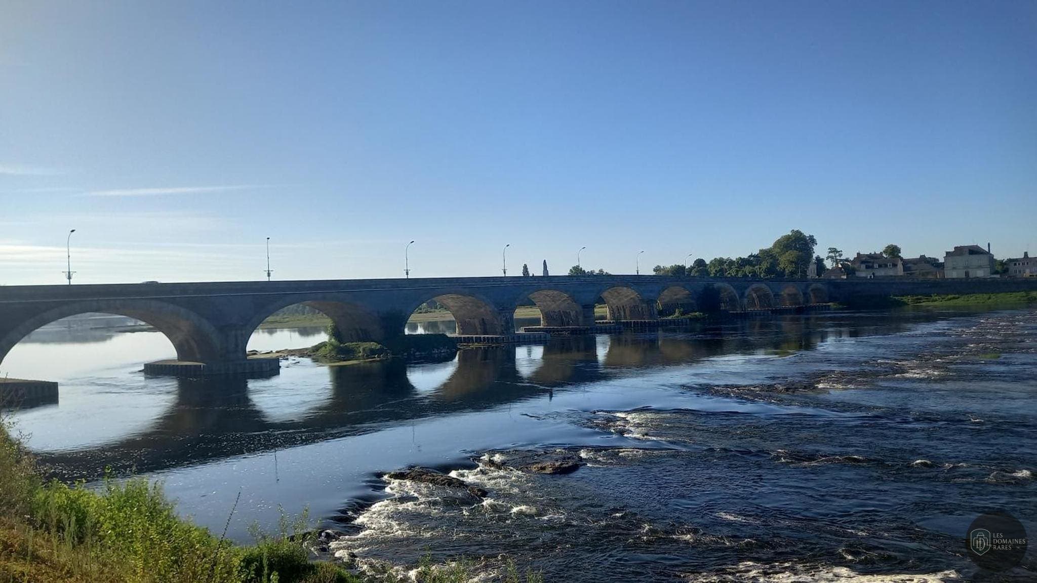 Vue extérieure du gîte La Demoiselle en Auvergne-Rhône-Alpes