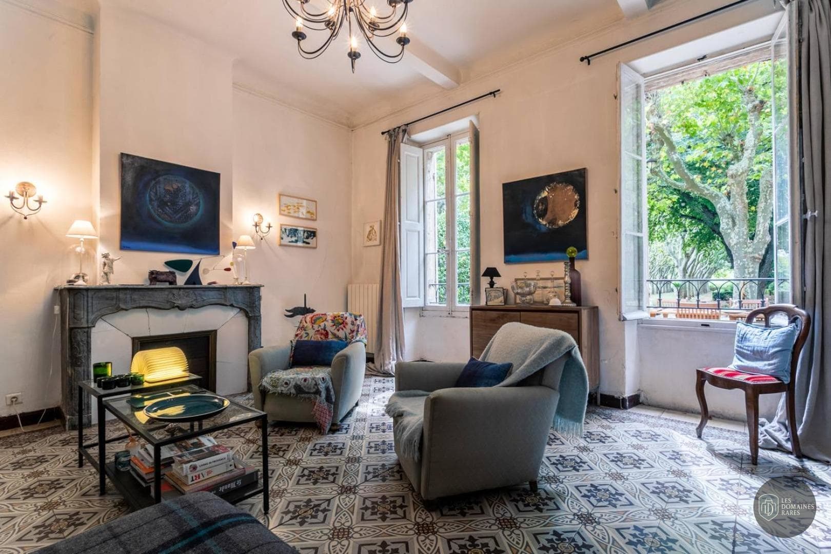 Espace intérieur du domaine La Féraude à Gardanne en Provence-Alpes-Côte d'Azur