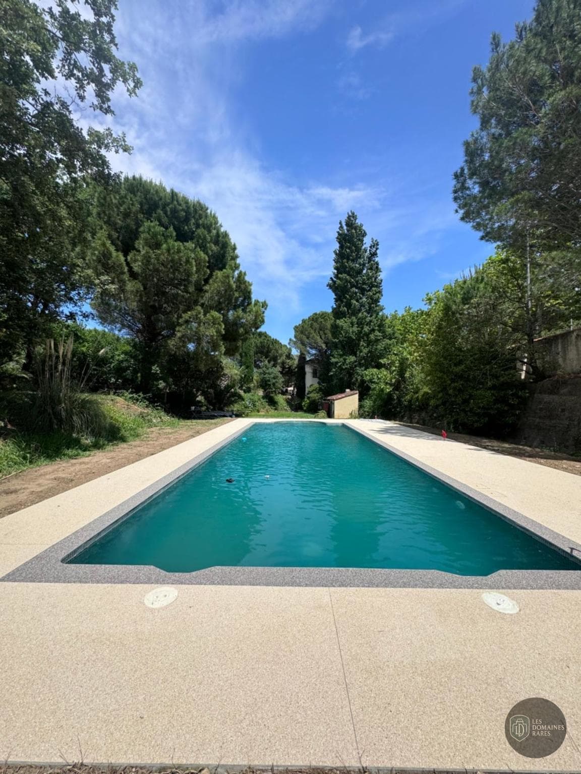 Piscine et activités du lieu La Fauvelle à Thuir en Occitanie