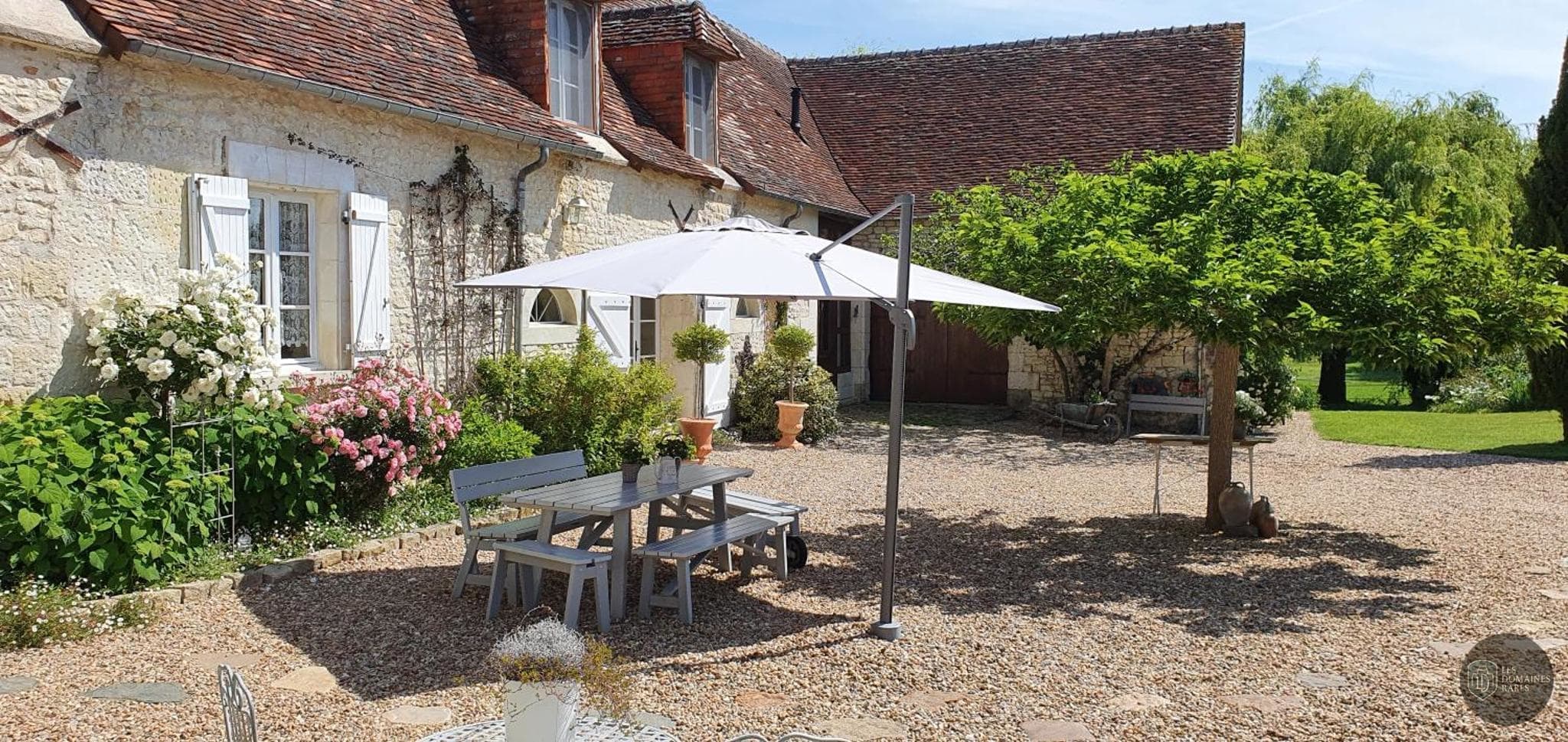 Vue extérieure de la ferme La Ferme Blanche en Hauts-de-France