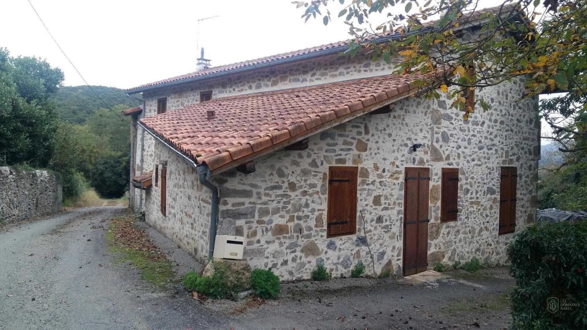 Vue extérieure du domaine La Ferme des Janets en Provence-Alpes-Côte d'Azur