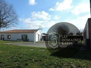 Vue extérieure du lieu La Ferrière à Châteaubriant en Pays de la Loire