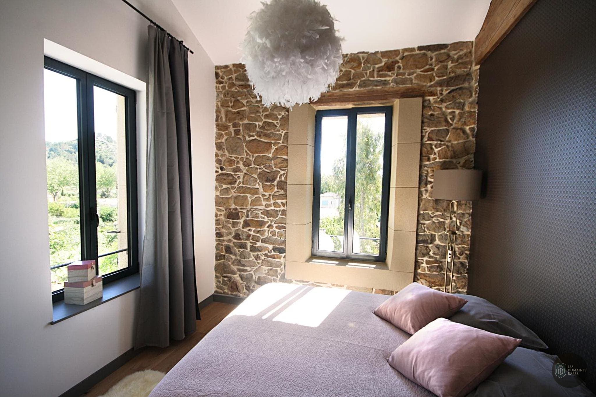 Chambre du lieu La Forge Konoba en Hauts-de-France - séminaire oise (60)