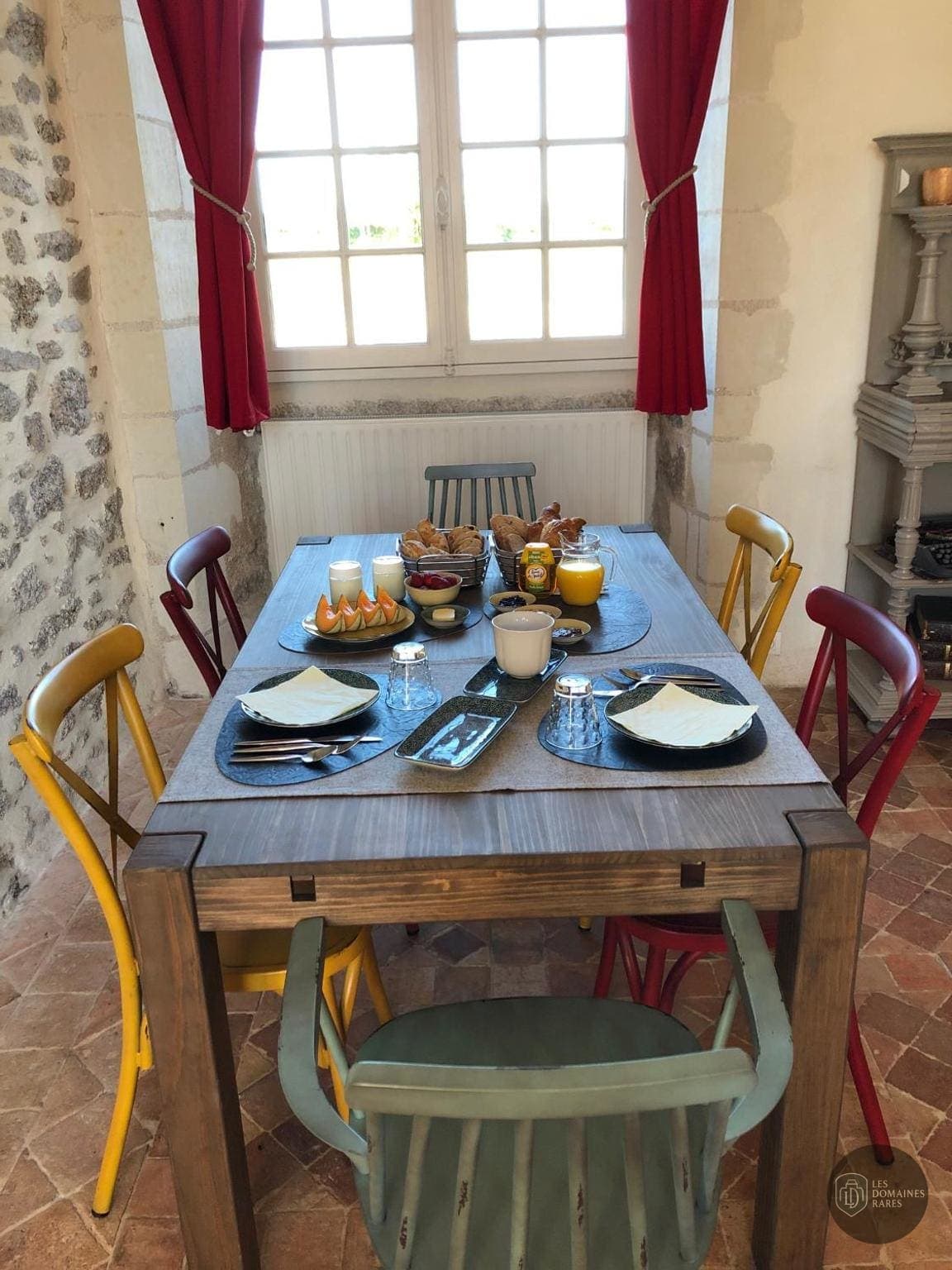 Vue extérieure du château La Garnison à Orvault en Pays de la Loire