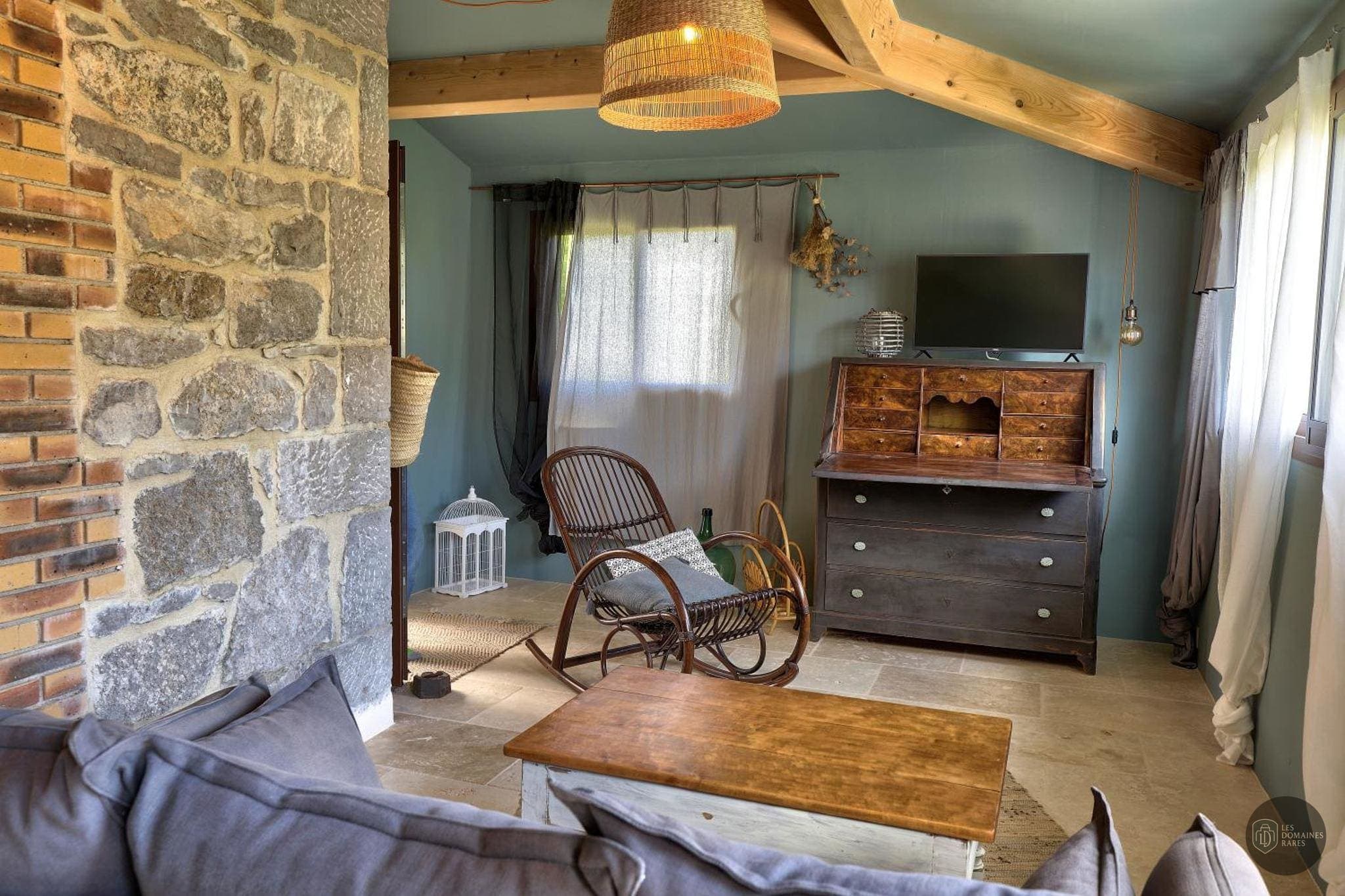 Vue extérieure du lieu La Gourmandine à Châtellerault en Nouvelle-Aquitaine