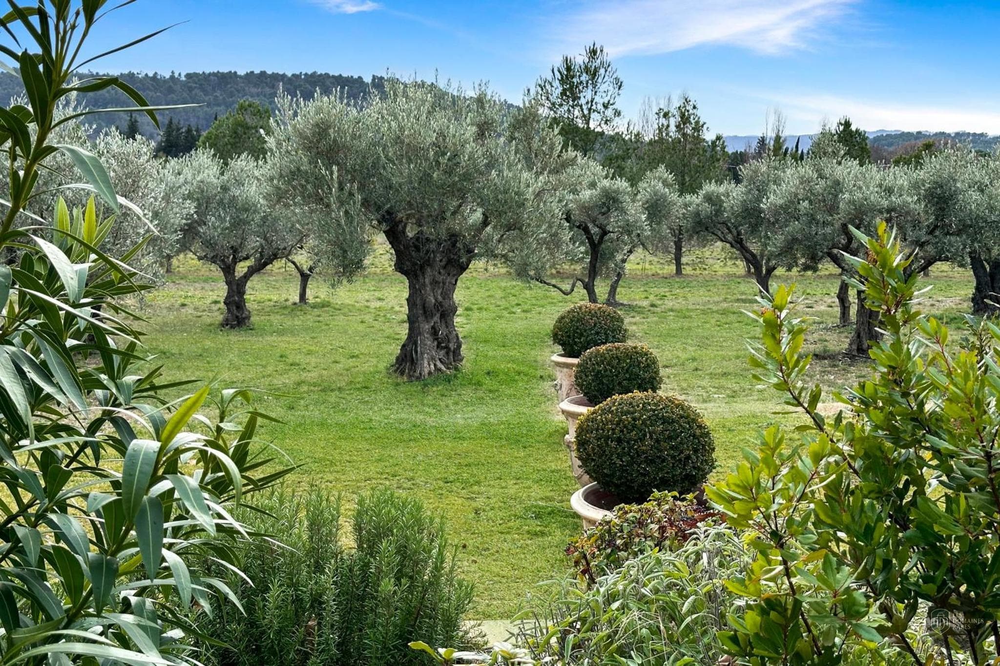 La Grande Bastide — Extérieur