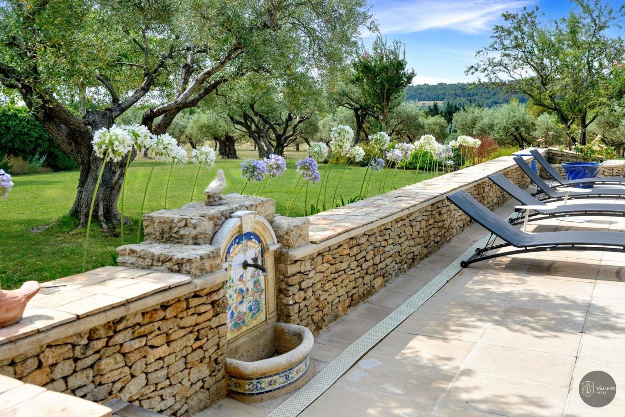 La Grande Bastide — Extérieur