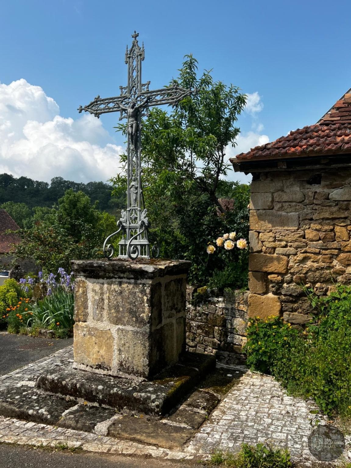 Vue extérieure du lieu La Grange de Bory à La en Île-de-France