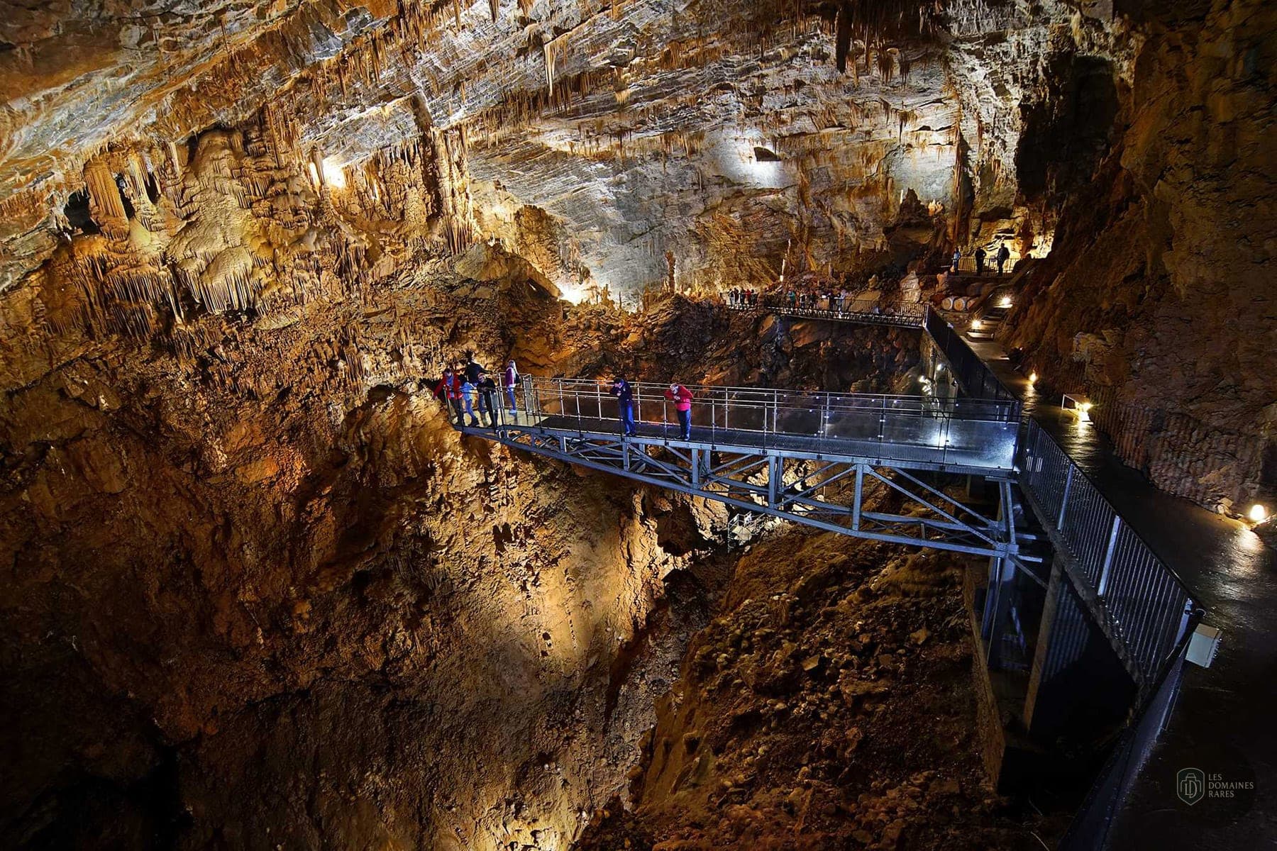 Vue extérieure du salle de réception La Grotte à Marseille en Provence-Alpes-Côte d'Azur