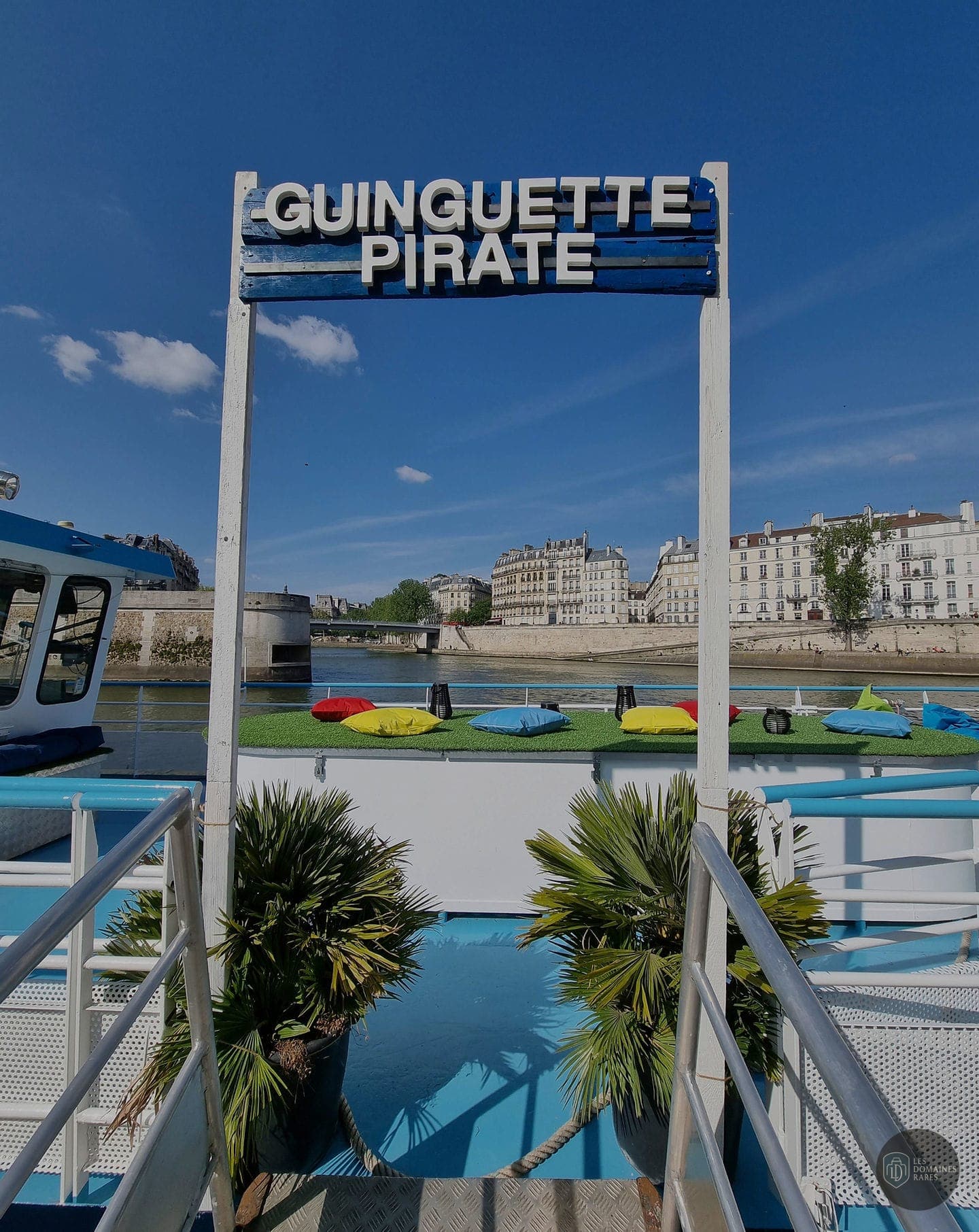 Vue extérieure du lieu La Guinguette Pirate en Île-de-France