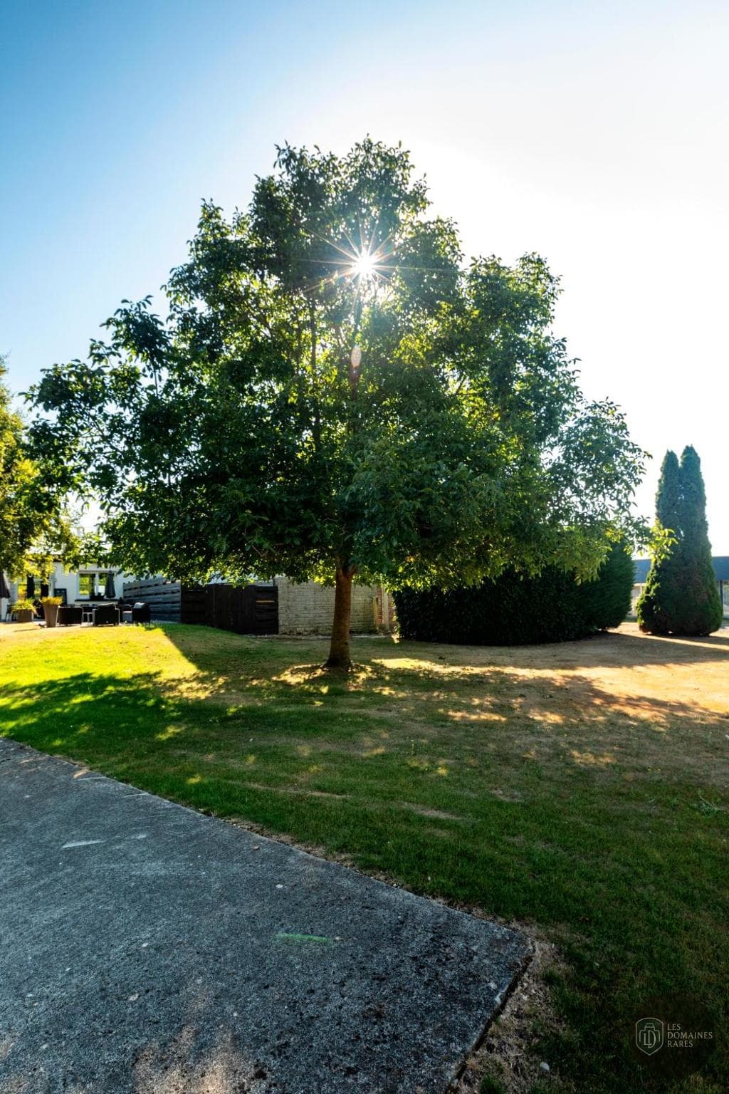 Vue extérieure de l'hôtel La Jalousie en Normandie