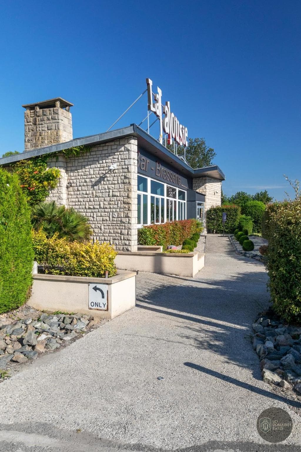 Vue extérieure de l'hôtel La Jalousie en Normandie
