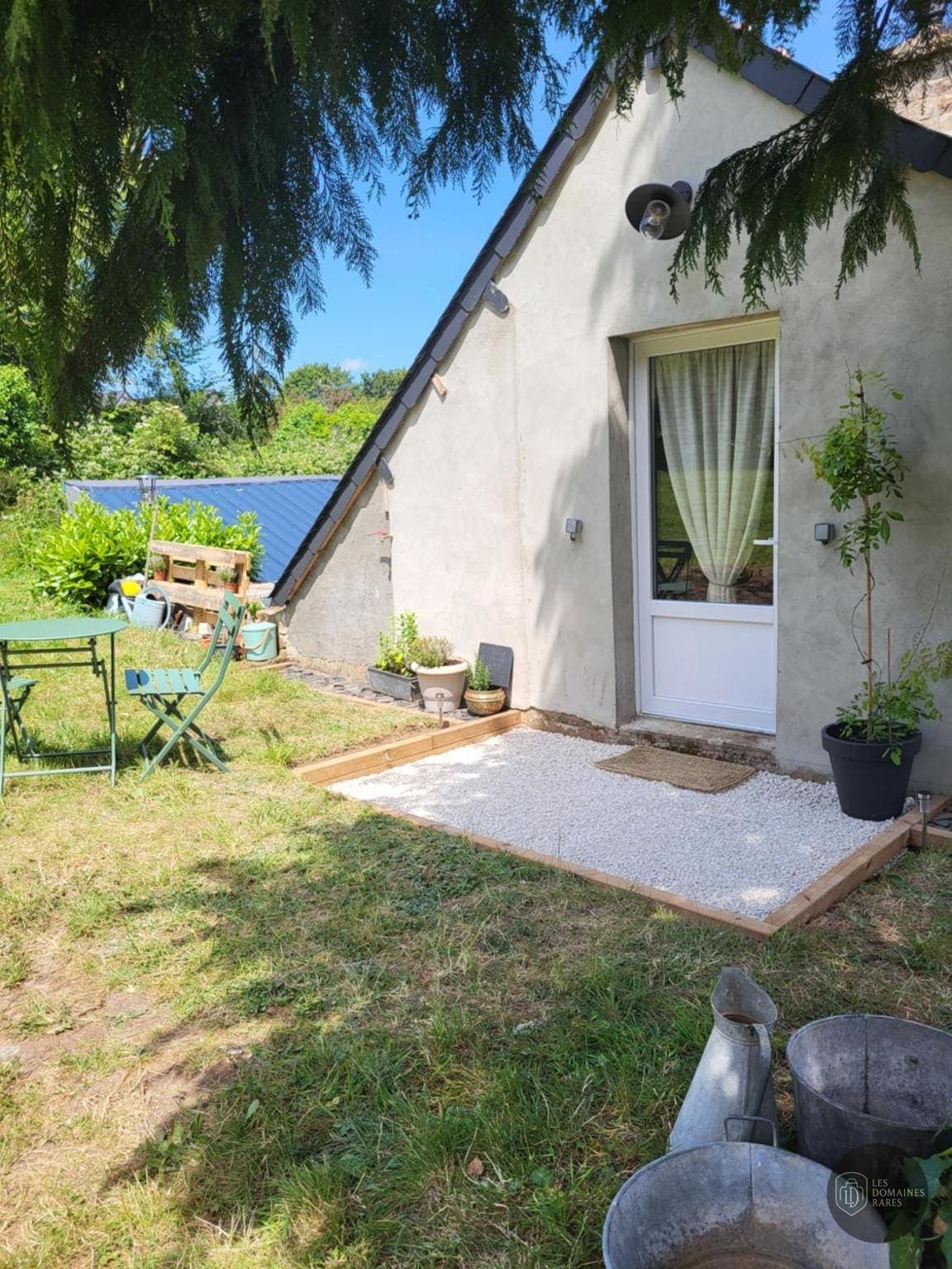 Vue extérieure du lieu La Kabane Graslin à Nantes en Pays de la Loire