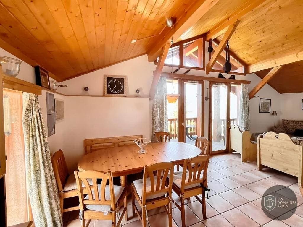 Vue extérieure du lieu La Longue Vue à Gennes en Pays de la Loire
