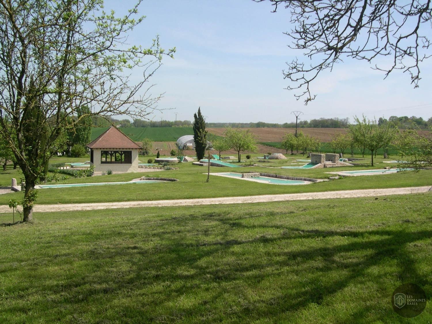 La Mangeoire — Extérieur