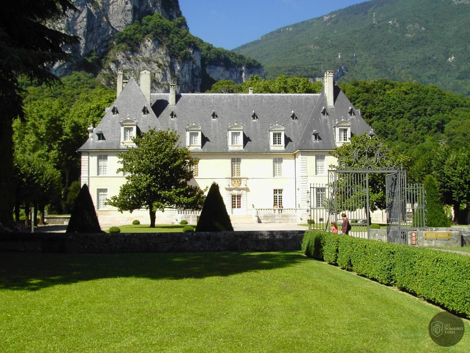 Vue extérieure de l'hôtel La Mare aux Oiseaux en Pays de la Loire