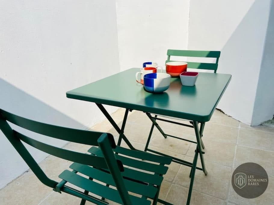 La Nouba — Extérieur
