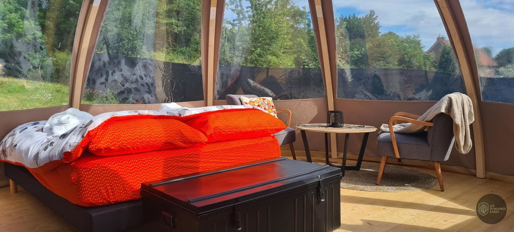Chambre de l'auberge La PY Sphère en Île-de-France - séminaire à paris