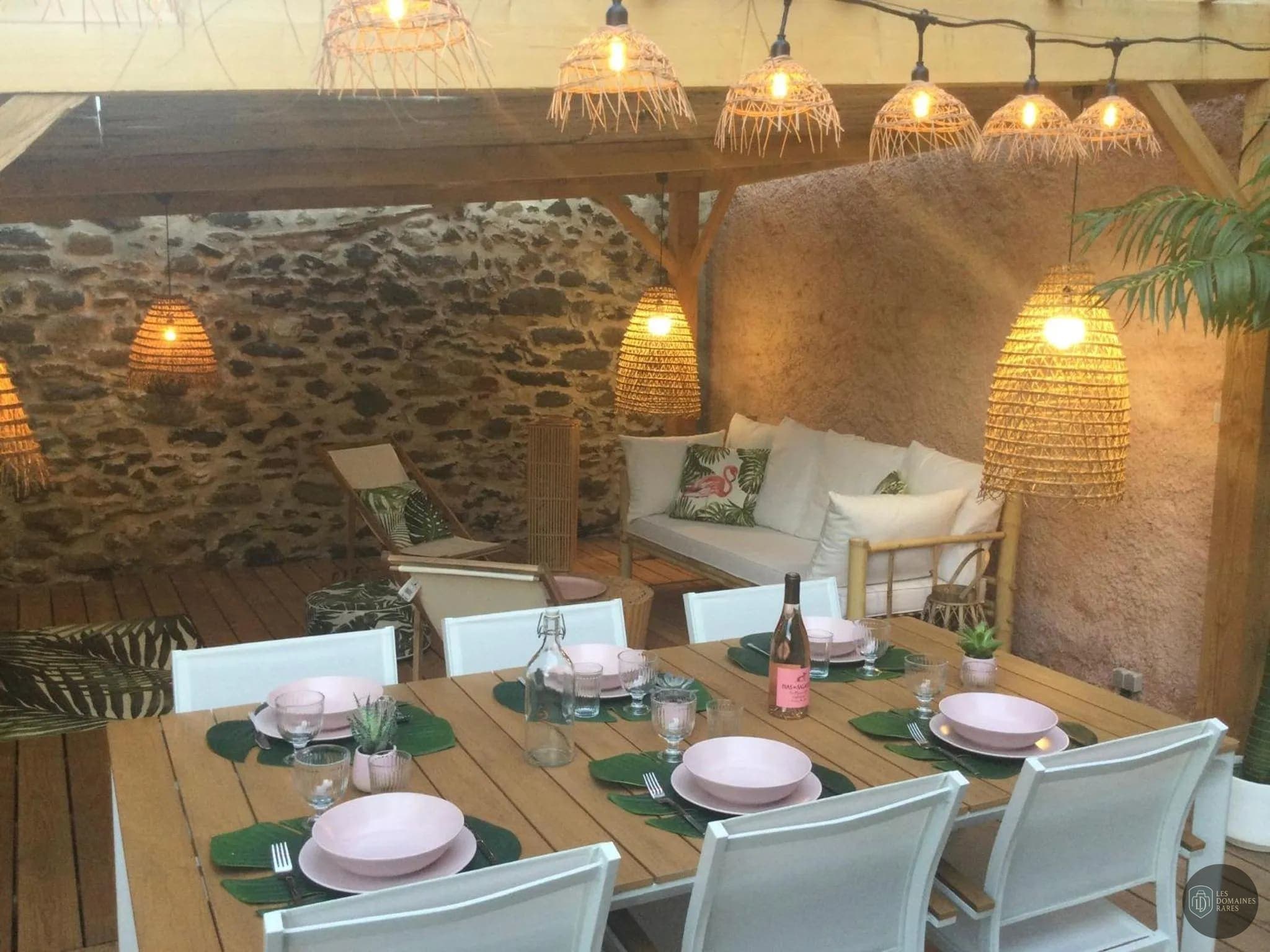 Vue extérieure de l'hôtel La Palombe à Octon en Occitanie