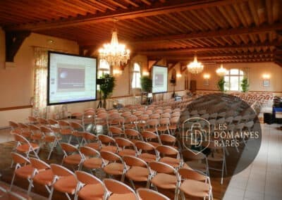 Salle de réunion 8 du lieu La Raynière en Centre-Val de Loire
