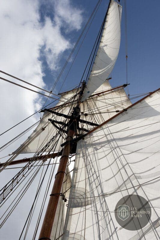 Vue du bateau La Recouvrance en Bretagne