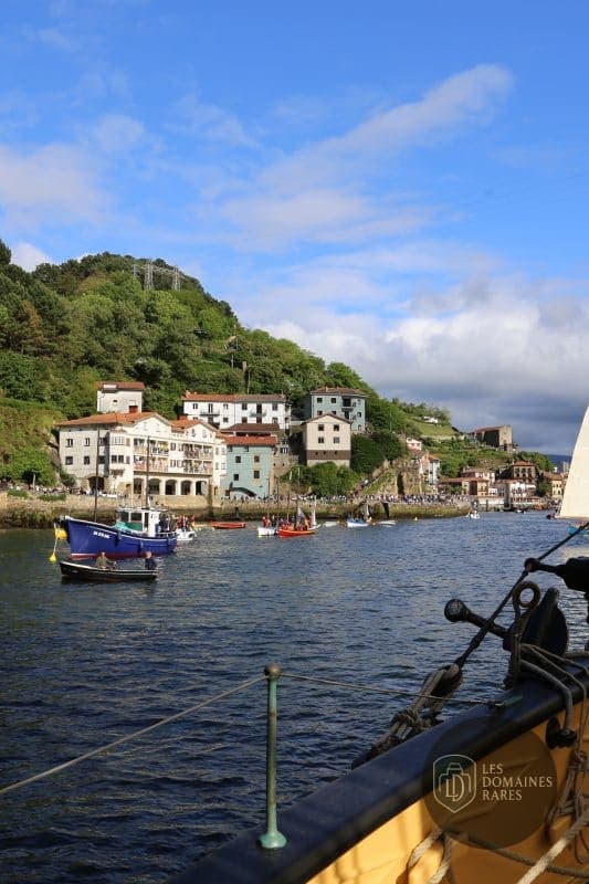 Vue extérieure du bateau La Recouvrance en Bretagne