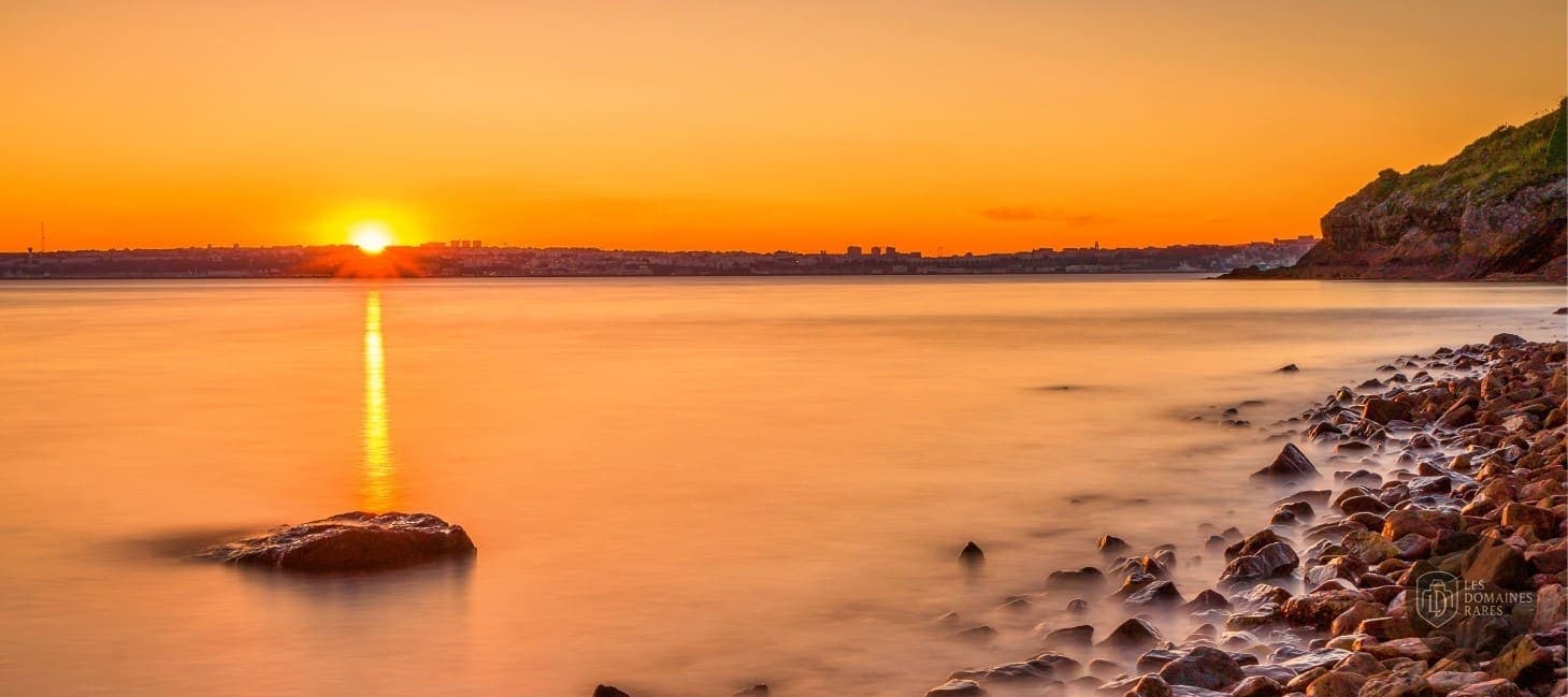 Vue extérieure du bateau La Recouvrance en Bretagne