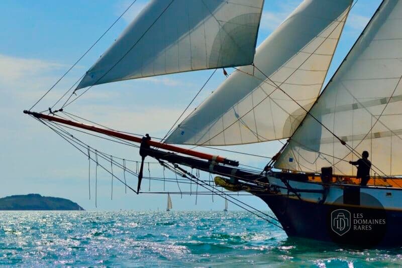 Vue extérieure du bateau La Recouvrance en Bretagne