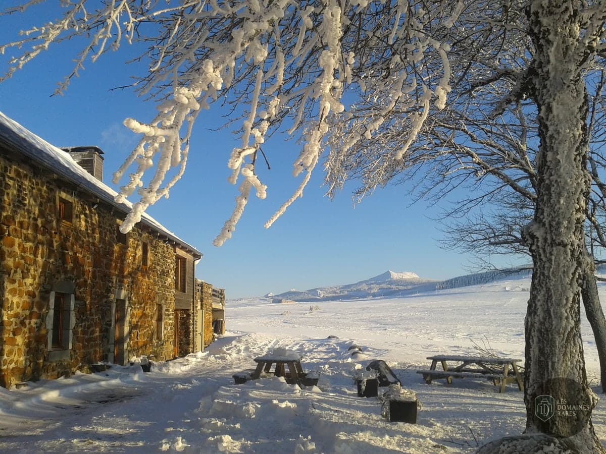 Vue extérieure du lieu La Redonde en Auvergne-Rhône-Alpes